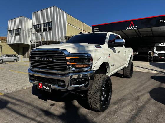 RAM 3500 6.7 I6 TURBO DIESEL LARAMIE NIGHT EDITION CD 4X4 AUTOMÁTICO RAM 3500 6.7 I6 TURBO DIESEL LARAMIE NIGHT EDITION CD 4X4 AUTOMÁTICO